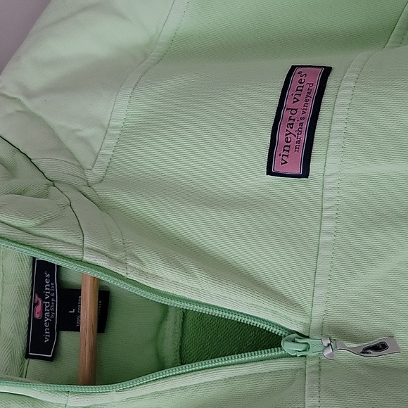 Vineyard Vines Pastel Lime Pullover - Picture 2 of 2